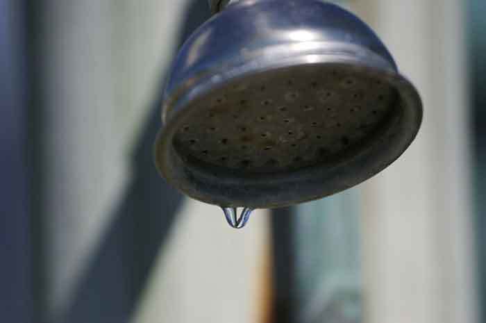 fixing-leaky-showerheads